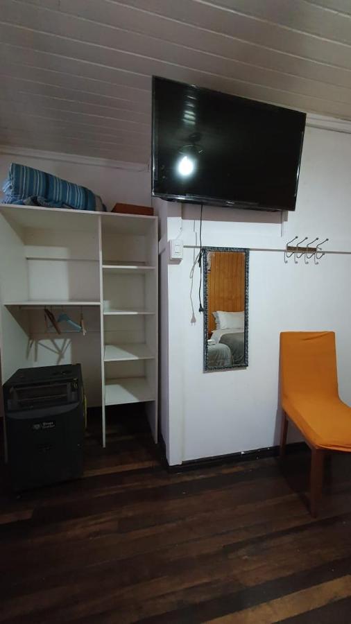 Hostal Las Heras Temuco Esterno foto
